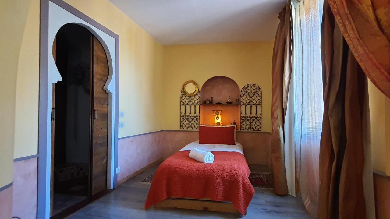 Le Castellou Bed & Breakfast Conques Exterior photo