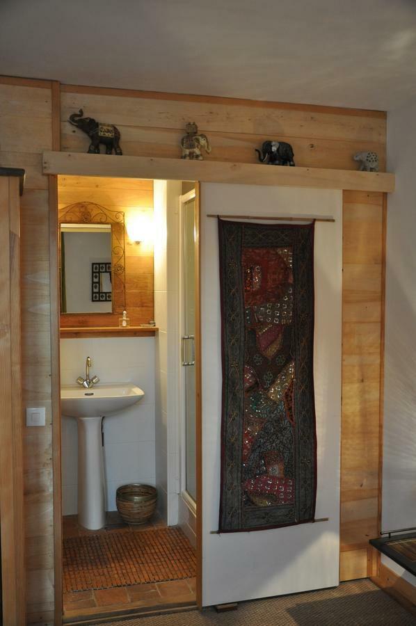 Le Castellou Bed & Breakfast Conques Exterior photo